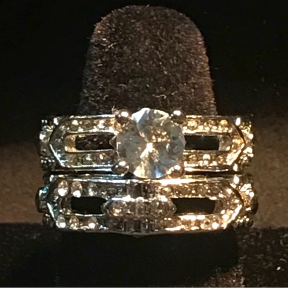 New Sterling silver white sapphire wedding ring set sizes 6.25 & 6.5 - Picture 2 of 9